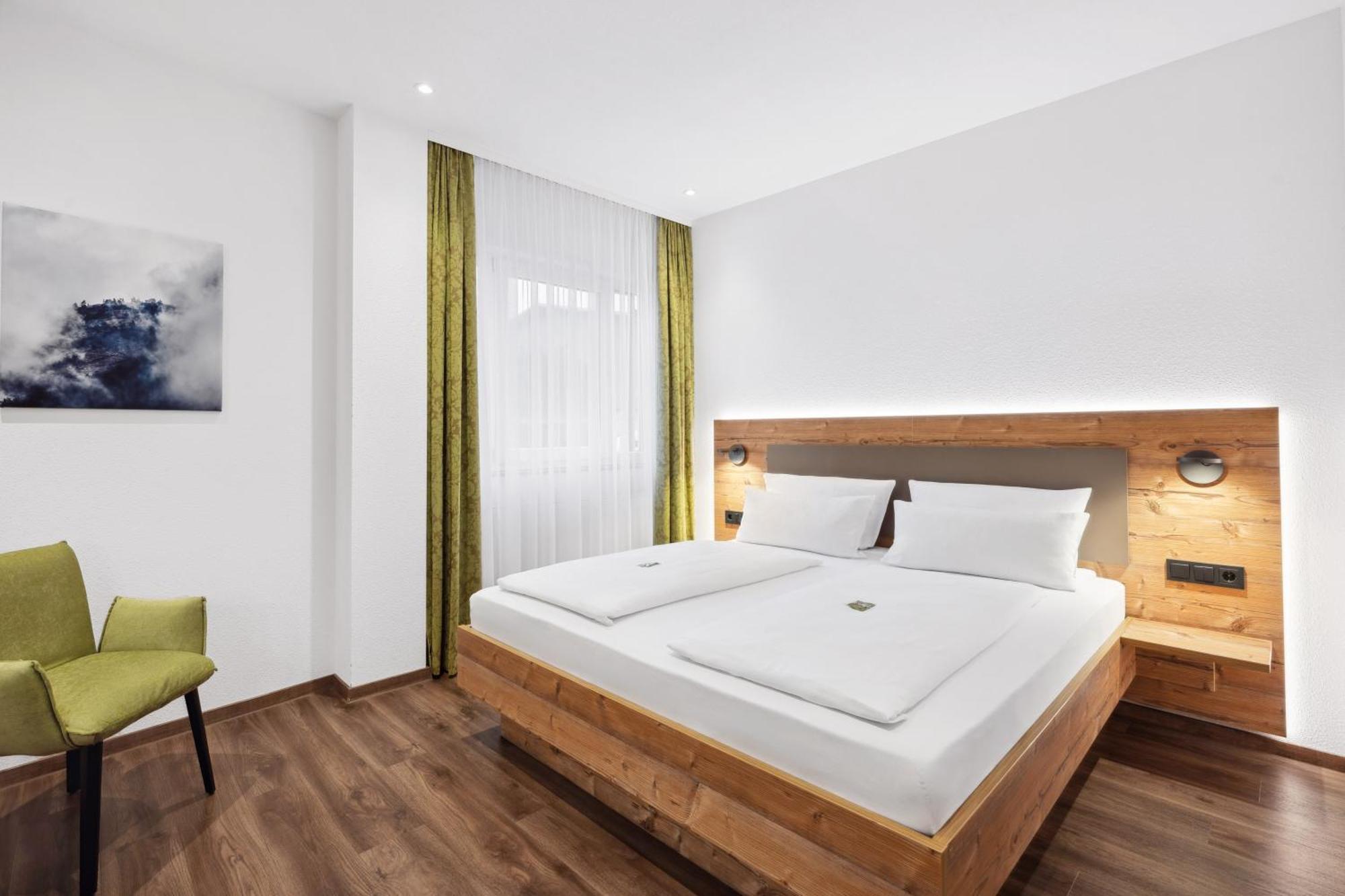 Hotel Zeppelin Laupheim Eksteriør billede