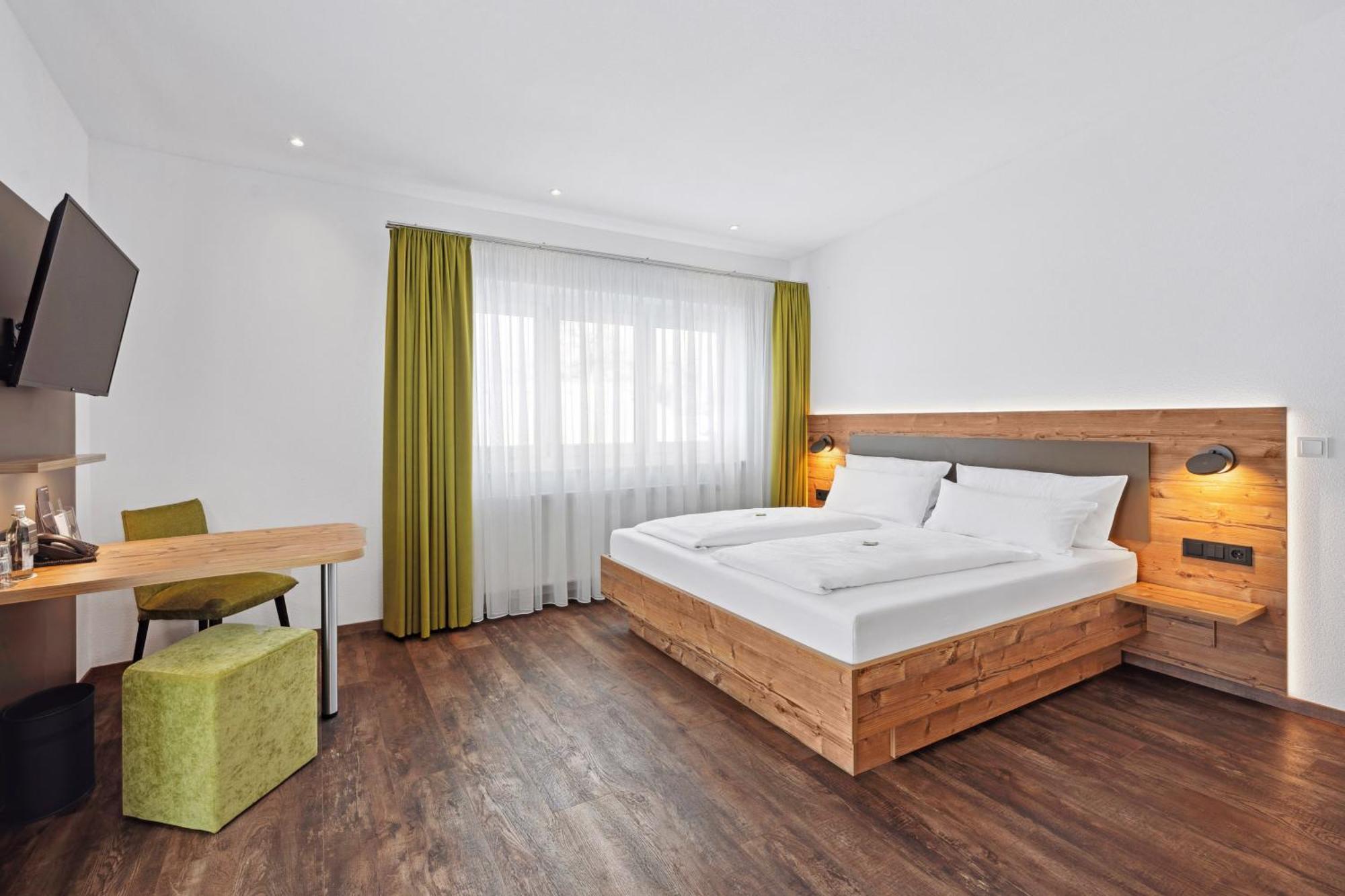 Hotel Zeppelin Laupheim Eksteriør billede