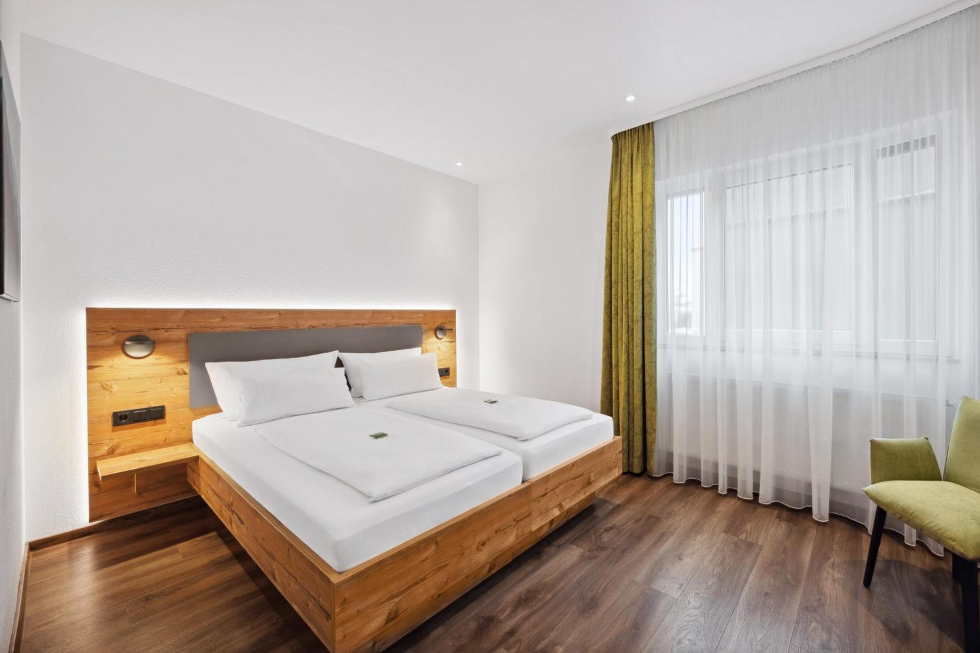 Hotel Zeppelin Laupheim Eksteriør billede